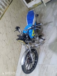 سيفان للبيع موديل 24نضيف. اوراق. كامله سعر 530بيه مجال 07721743155