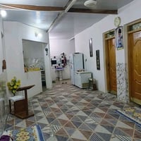 لبيت الحكيم • ٢١٠م • حديقه وكراج