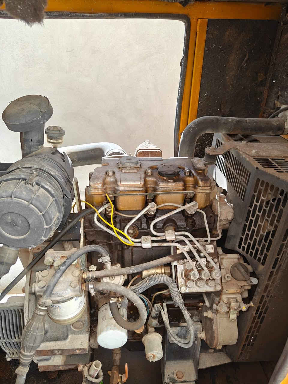 حياكم الله اخوتي بيركنز13 KVA  نضيفة ومرتبه (مستعملة)3بستم
محرك انكليزي الأصلي (بلاديه بدون فتح مكفوله)

 ***********
