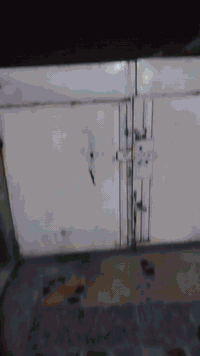 سلام عليكم بيت برعاسة نهاية شارع البدالة بت تجاوز حلو ومرتب سقفة سندويج سعر 24 وبي مجال ***********
