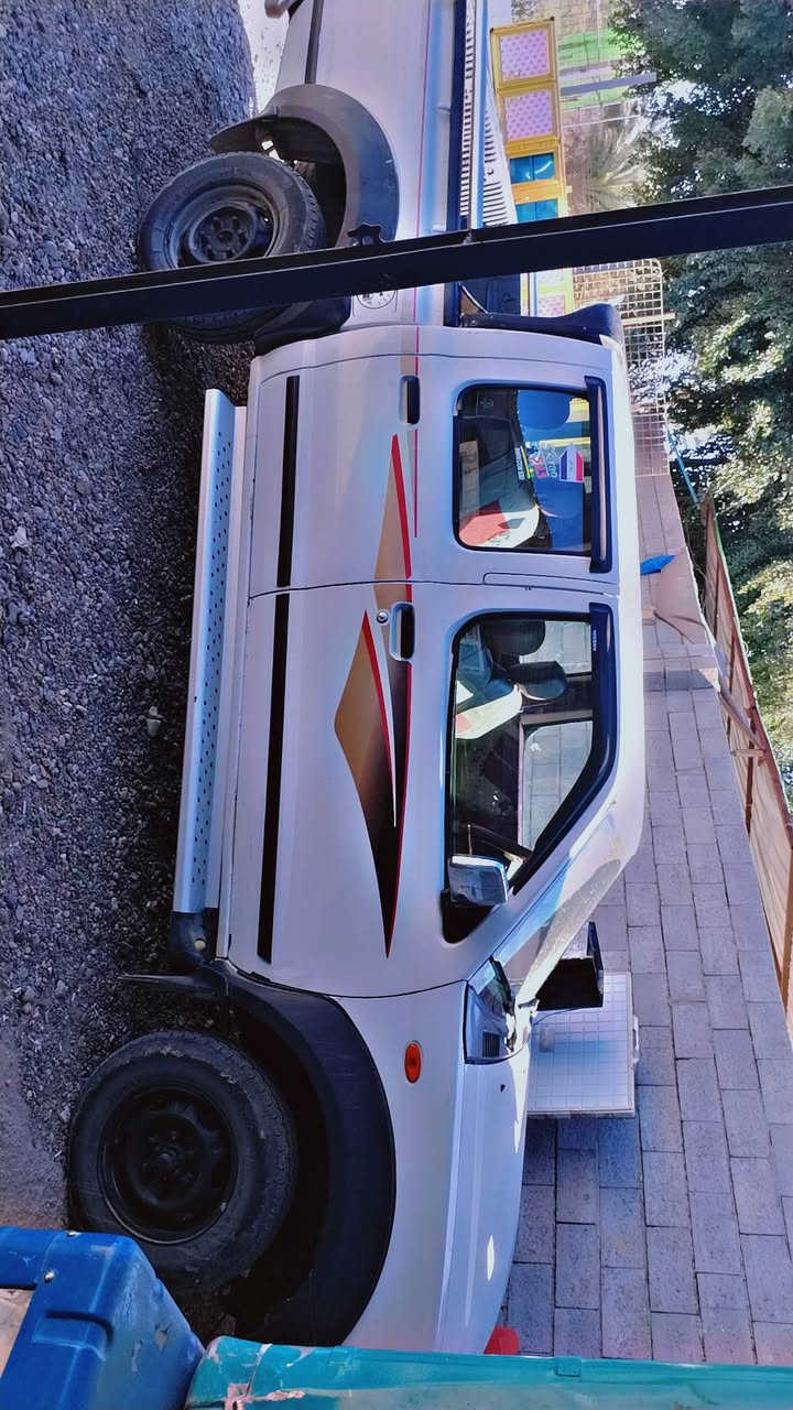 السلام عليكم
نيسان فور ويل  البيع او مراوس  و ياريت كيه دبل 
بسمي تحويل رقم لانبار الجديد  سعر 120 
***********
