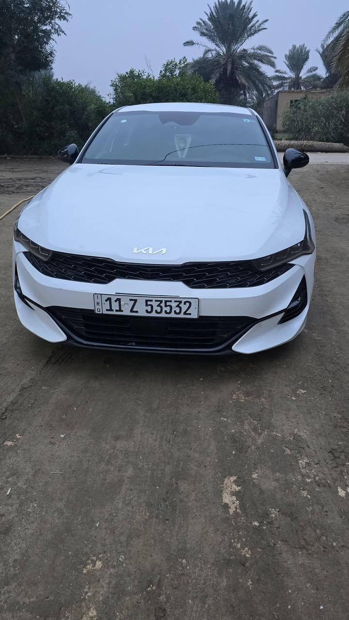 السلام عليكم كي فايف مديل ٢٤ رقم بغداد حرة بسمي ماشية ٤٥الف بيع مستعجل السعر ١٨٥ للاتل*********** المكان الديوانية قضاء غماس
