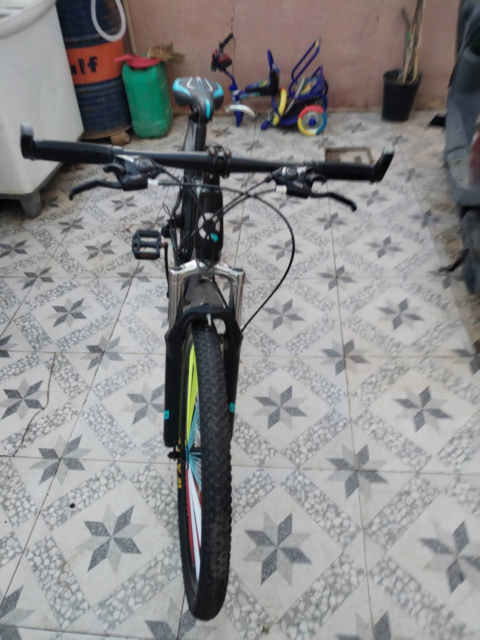 للبيع 120 بي مجال  جديد اقل السبوع مستخدم
عنوان حي العسكري طاقه ***********
***********
