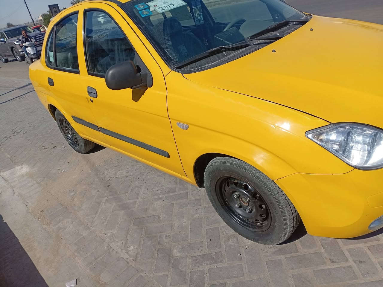 اسلام عليكم طيبه مديل ١٥ باسمي هيئه وغرامات مصفرهه سنويه ل٢٨ تخم تاير جديد صدر امامي خلفي جديد كير ومحرك كفاله  بيه هاي طخه فقط سعر ٤٠ رقم هاتف *********** مكاني بغداد مدينه الصدر
