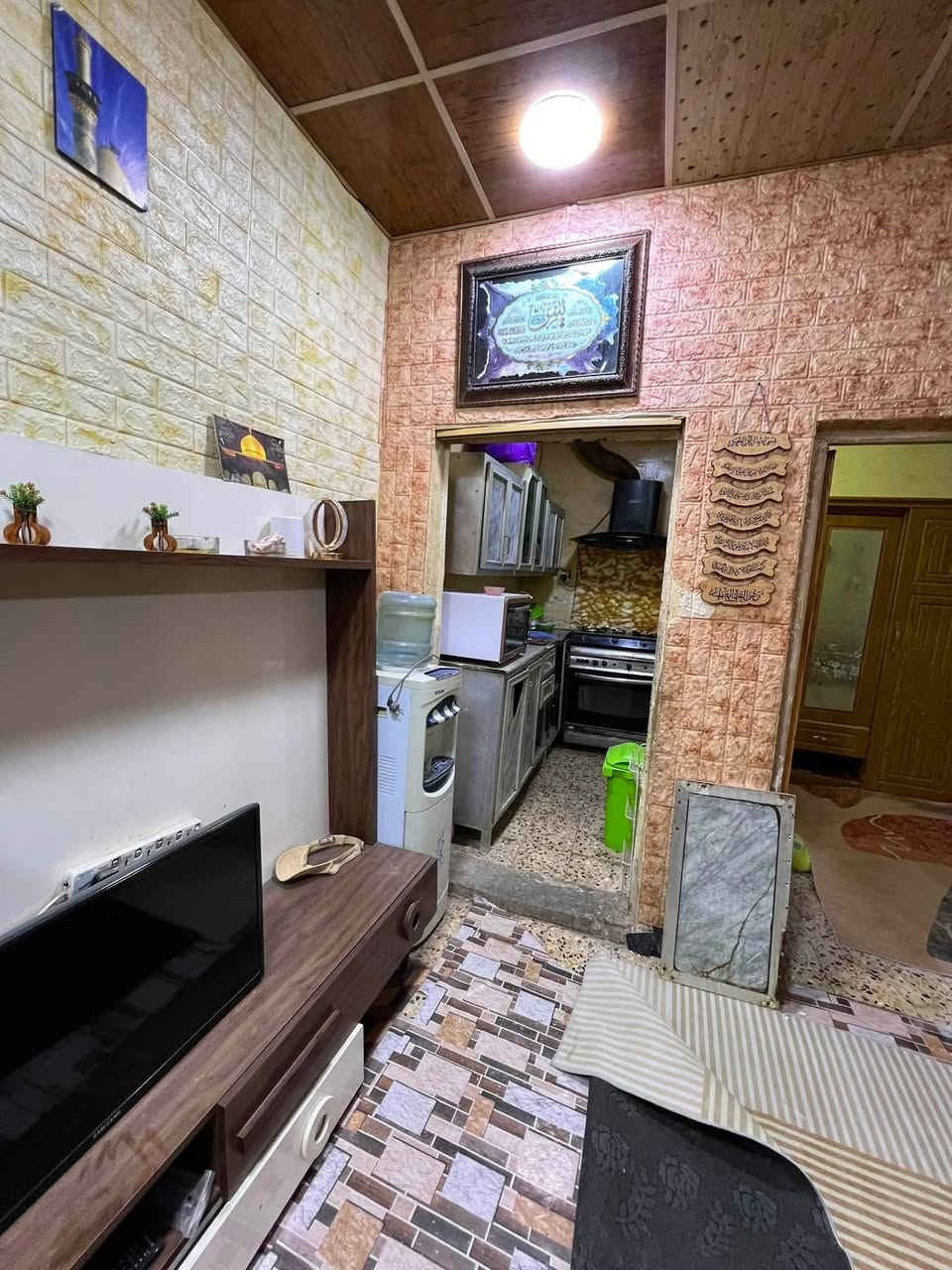 🔶(شقه مؤثثة طابق اول للايجار )🏡✅
🔹(الموقع الجنينه حي الاندلس)

🔸(تحتوي على / غرفتين منام / صاله/ مطبخ/ صحيات )

 // سعر الاجار (500 )الف غير قابل للتفاوض //تصلح لسكن  عائلة او طلاب او موظفين //

🔻(عنوان شركة الجوادين للاستثمار العقاري )

 ( الجنينه /نهاية /شارع المصلحه / قرب سوق الجبيلة ) 

//للطلب والاستفسار الاتصال على الارقام التالية//

واتساب +اتصال ***********
واتساب + اتصال ***********
