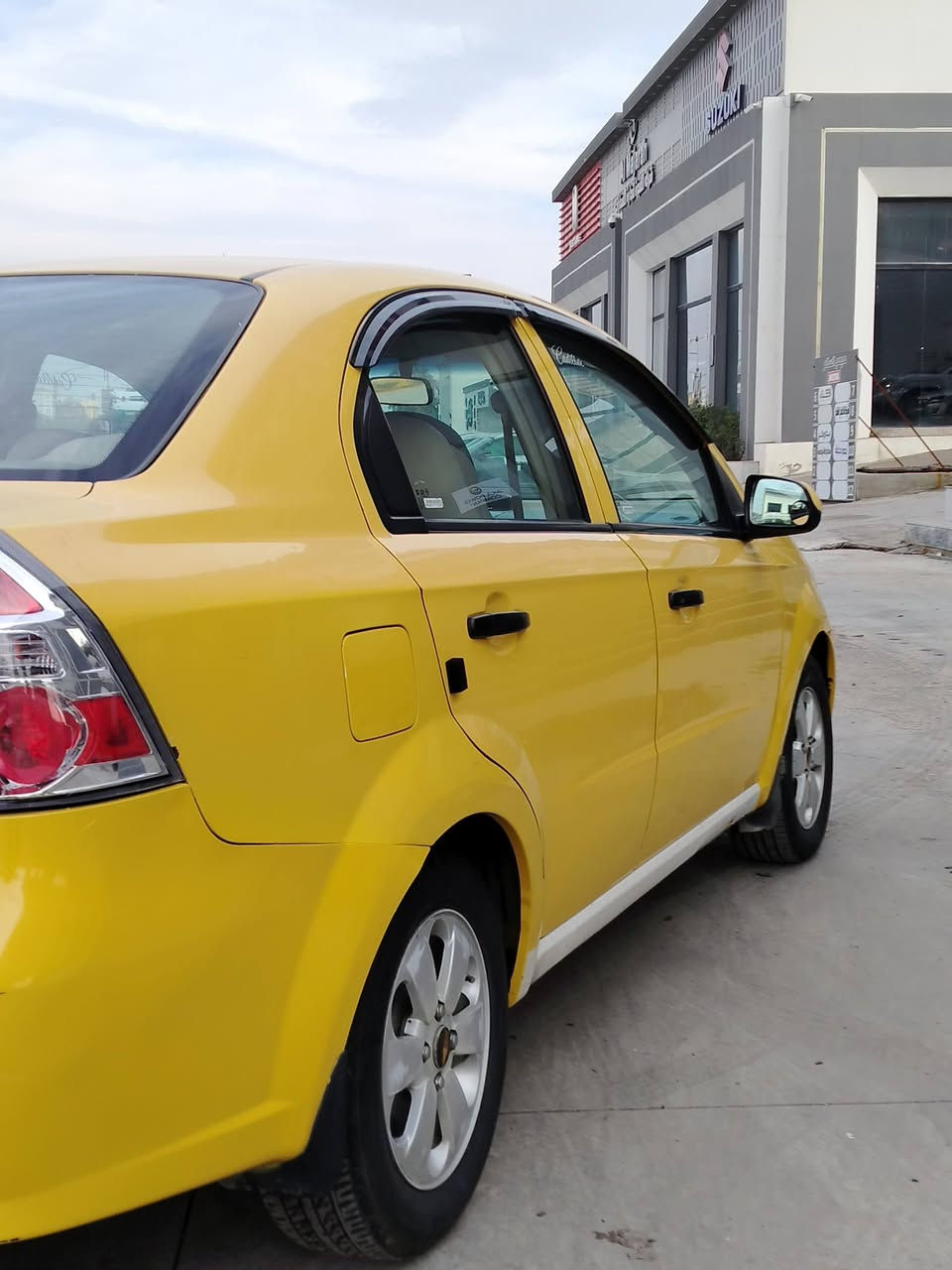 للبيع افيو 2011 كير تومتيك محرك استرا سنويا جديدا كاربون بنزين ضرار بوند جاملغ اليمين السعر 60وبيها مجال للاستفسار الاتصال على الرقم ***********اسيا كورك ***********
