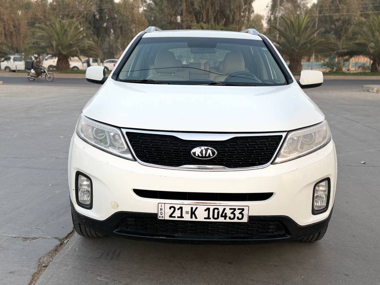 سلام عليكم 
سورنتو 2014 خليجي
محرك 4 
ماشيه 135 
تخم تاير جديد 
بيهه صبغ شبرين جوه الرقم الخلفي 
كير محرك تبريد حداديه جاهزه مابيهه نقص
رقم سليمانيه الماني جديد لحد 2030
بيع او مراوس برقم شمالي فقط مكاني قضاء كلار الشراي يتصل 📞☎️ ***********
*********** كالار, السليمانية
