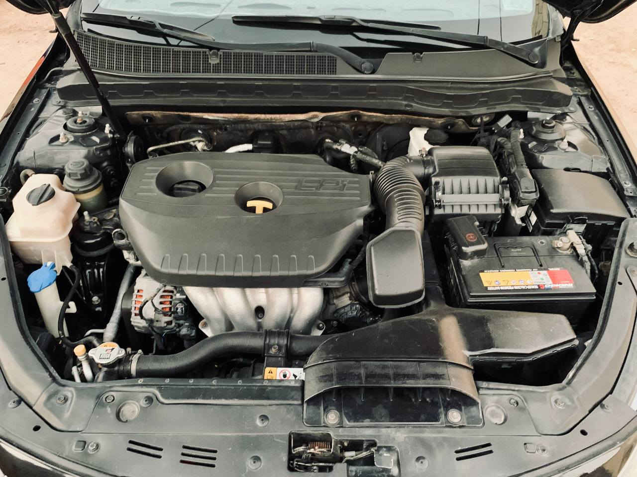 السلام عليكم 
للبيع سياره كي فايف مديل ٢٠١٢ وارد كوري مكينه توه شادها دوش ٢٠٠٠ كير كفاله تبريد كهربائيات تخم تاير حداده كلها السياره جاهزه 

للاستفسار *********** 
متواجد واتساب البصرة, العراق
