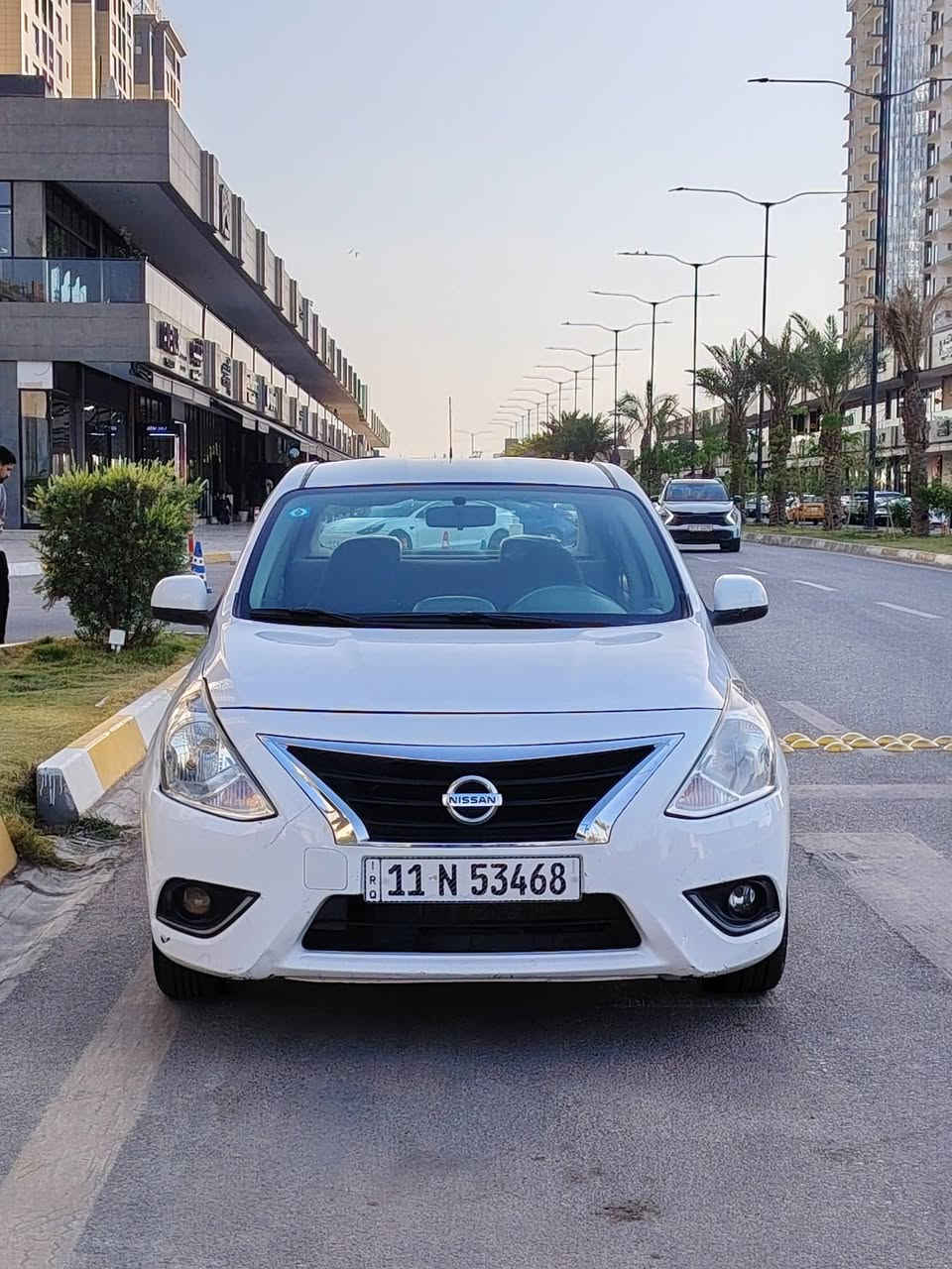 السلام عليكم ورحمة الله وبركاته 
للبيع نيسان سني هندي 2021
رقم بغداد باسمي الجديد وهزة جديدة 
كير مكينة صدر كلها ع وضع الشركة 
السيارة كفالة عامة من الضربة والصبغ والتبديل بيها بارد بارد مكانين  صغار فقط 
ماشية ٧٥ الف 
عارضها ب١٠٩ وبيها مجال بسيط جدا
مكاني حي الجهاد الشارقة 
الشراي يتصل ويدلل 
***********
