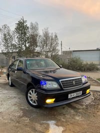 ملكه • ٢٠٠٢ • ازرق نيلي