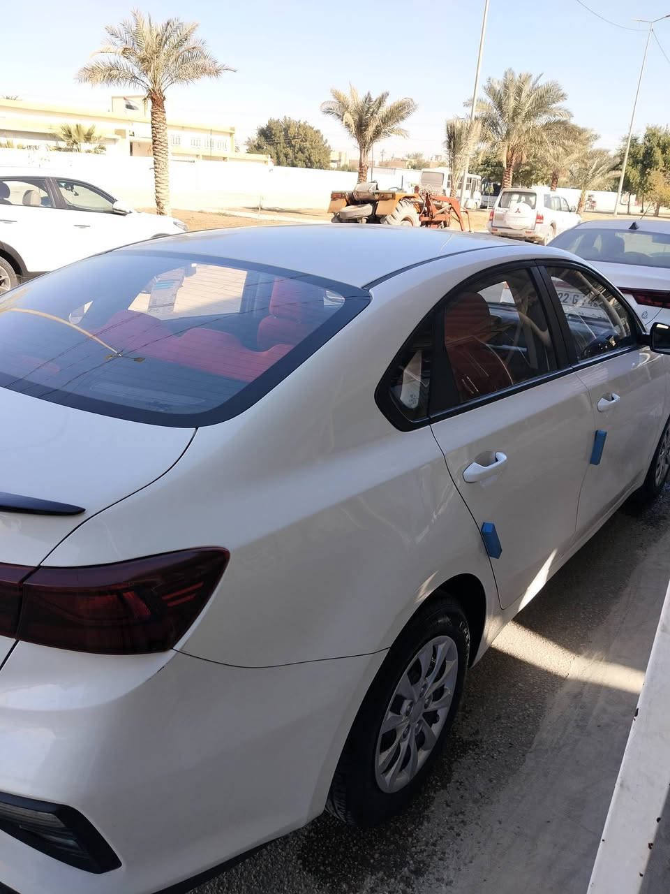 السلام عليكم كيا سيراتو موديل 2020 مكفوله من ضربه وصبغ بيه بارد واثر حالوب رقم اربيل الماني سنويه ساقطه وكاله بسمي مكينه وكير وحداديه خير من الله للتفاصيل اكثر اتصال ع الرقم ***********
