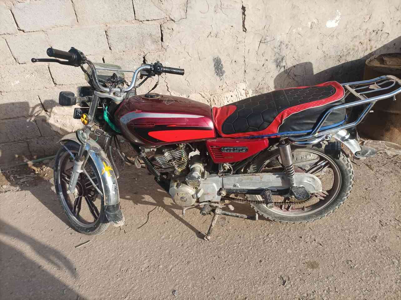 سلام عليكم دراجه سافان موديل 21 اوراق استنساخ الدراجه خير من الله بس ييهة خيط دخان  السعر 350 وبيهة مجال مكاني بابل لأسكندريه ***********
