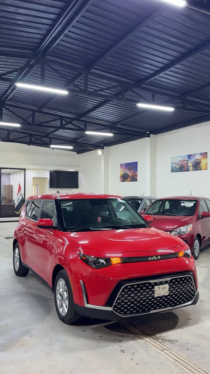 متوفر داخل صالة عرض شركة ( نجوم السواحل ) ✅
كيا صول 2024 فئه S دخول جديد 
حادث السياره گما موضح بالمنشور ( صبغ بنيد + صبغ باب خلفي ) 
بدون أيرباك 📍
1- شاشه كبيره 
2-ردارات جانبيه 
3-كامرا خلفيه دواره 
4-رادار أمامي 
5-تحديد مسار
6-أيقاف ذاتي 
7-مود درايف ( متعدد القياده ) 
وباقي المواصفات المعروفه 
معروضه 148 بيه مجال بسيط 
للأستفسار أكثر زورونا الى موقع الشركة 
بابل-حي الطياره - قرب شركة آسياسيل
او الأتصال ع الارقام التاليه 
*********** / محمد الحميري 
*********** / علي الجبوري
