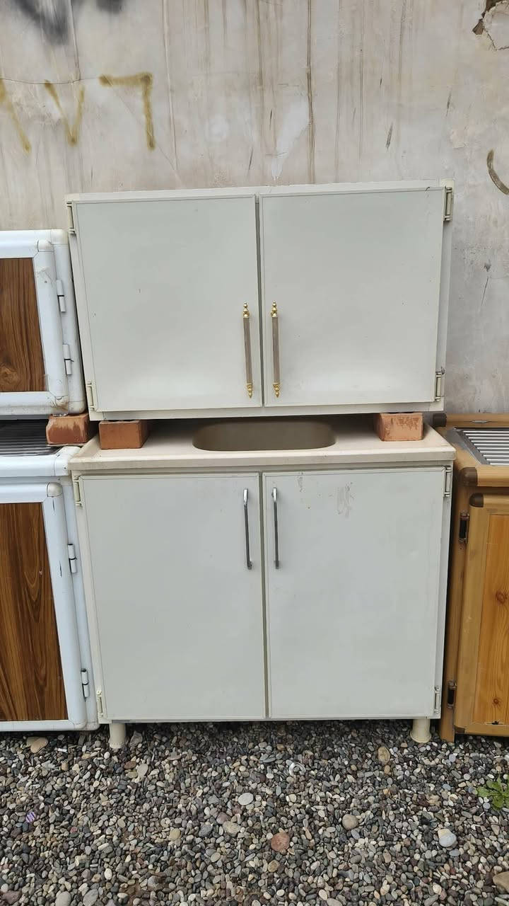 السلام عليكم  مسواگ جديد في (ساحة الخضرانيه ) للأغراض والأثاث المستعمل الموقع الخضرانيه الشارع العام للأستفسار للأتصال على الرقم (***********)بي واتساب  يوجد خدمة توصيل🚚
