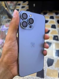 ايفون 13 برو ماكس لون بحري مميز 💙 ذاكره 256  بطاريه 87 ملحقاته كامله  ...