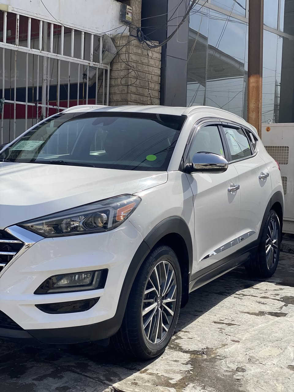 توسان 2021 وارد امريكي
حادث جاملغ وبنيد 
السونار داخل المنشور
ماشية 28 mi
مواصفات شاشة تحكمات حساسات
بصمة دخول ذكي سايد بريك بصمة مودات كراسي كهرباء
شاشة عرض العطلات
السيارة جديدة بمعنى الكلمه 
باسمي تحويل مباشر
السعر 172$ 
العنوان بغداد معارض النهظه 
***********
