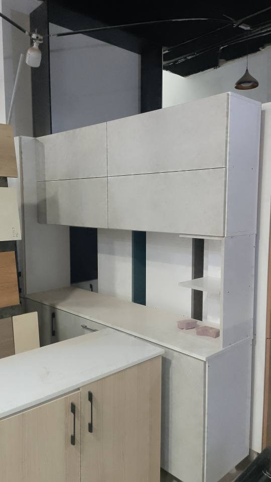 كاونترات 450 او 550 السعر الجمله يختلف يوجد توصيل البغداد *********** كركوك, العراق
