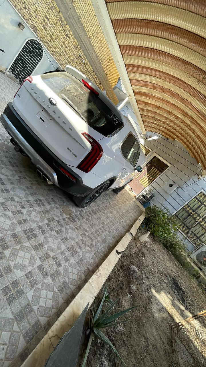 السلام عليكم...للبيع فقط
كيا تيلورايد موديل21 فول مواصفاتSX برستيج١/١
مرقم بغداد الدولي كامله بدون اي نقص 
ماشية٣٣
الضرر تبديل جاملغ وبنيد نفسه مصلح بدون شاصي ولغد
عالسونار قطعتين صبغ  فقط 
متوفر واتساب ‭ ٠٧٨١ ١٦٨ ١٣٥٥‬
