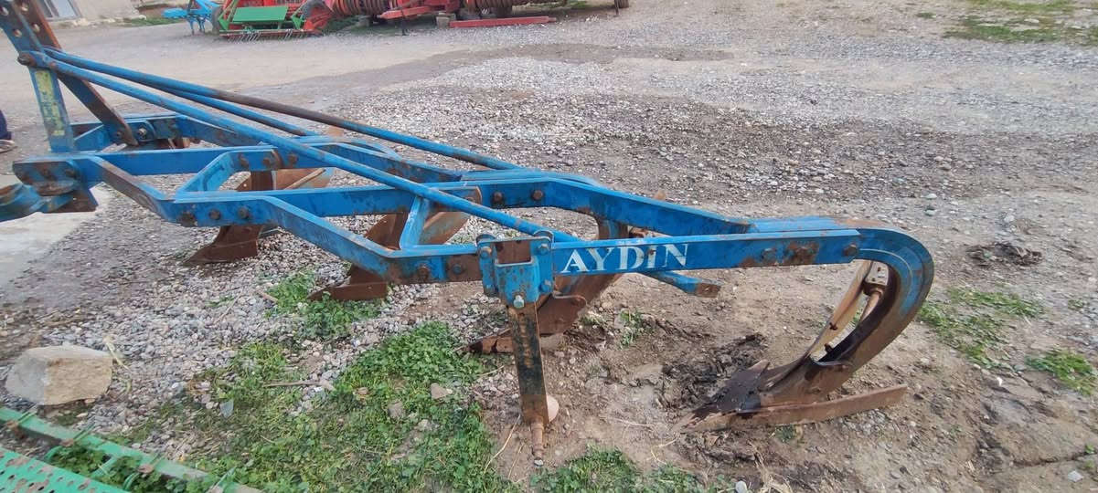 بۆ فرۆشتن گاسن ئایدن 4 دەو رقم 16 مکان بردارەش رقم *********** اسیا *********** شرای خابرنی
