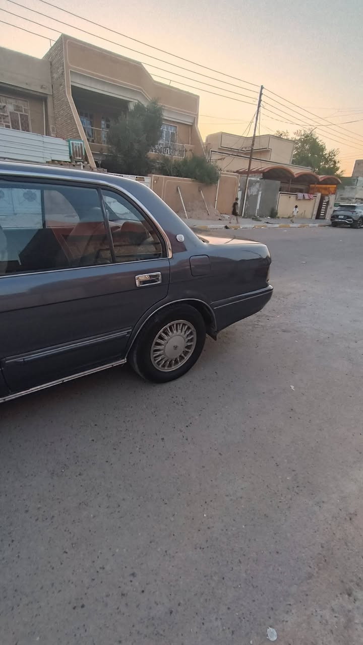 السلام عليكم ارنب طويل رقم بغداد بأسمي 
كفالة عامة من الكص والضربة والعيب الشرعي 
رايدهة 58 ورقة سيارة حلوة بيهة ملاحظات بسيطه 
غير متواجد على الفيس احيانٱ وهذا رقمي الي ايحب يتصل ***********

