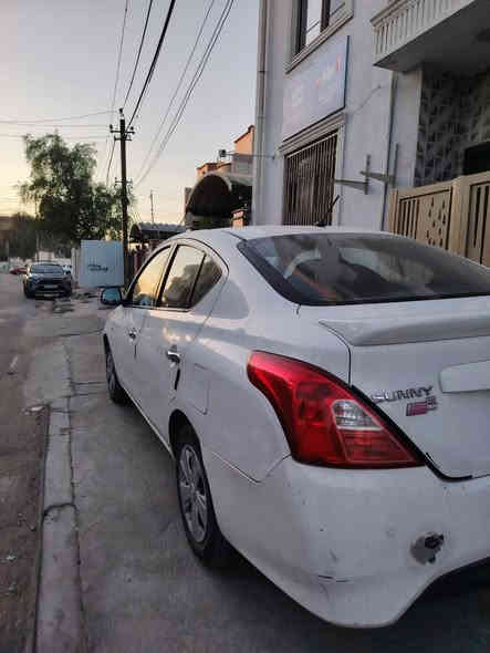 سيارة سني هندي موديل ٢٠١٨ ماشيه ١٧٩ الف بيها بارد بدون تبديل او ضربه مواصفات السني رايدها ١٠٣$
 وبيها مجال السيارة باسمي رقم بغداد تحويل ثاني يوم
للأستفسار الاتصال على الرقم ***********
