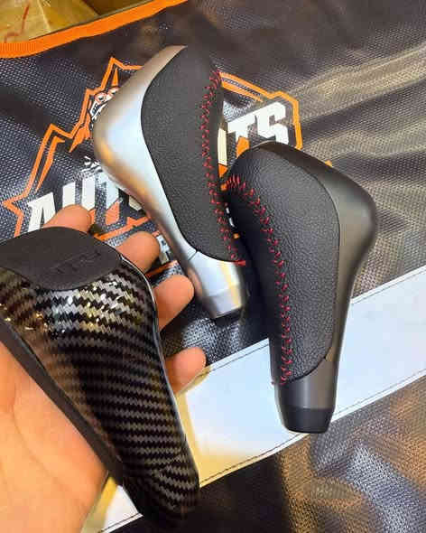 —––—— ✨ متوفر الآن ✨ —––——
قبضة كير 4Runner TRD وجميع سيارات تيوتا🔥
✅ تصميم TRD المميز
✅ مصنوعة من الجلد والبلاستيك بجودة عالية
✅ حفر TRD مطابق للأصلي 100%

💰 السعر: 35 ألف فقط
🚚 توصيل متوفر لجميع المحافظات 
📍 موقعنا: بغداد – الشعب – حي عدن
📞 للطلب والاستفسار: ***********

📲 قناة الواتساب للطلب المباشر:
https://chat.whatsapp.com/FJR6Us0L4xCBst3rRsJuAy
