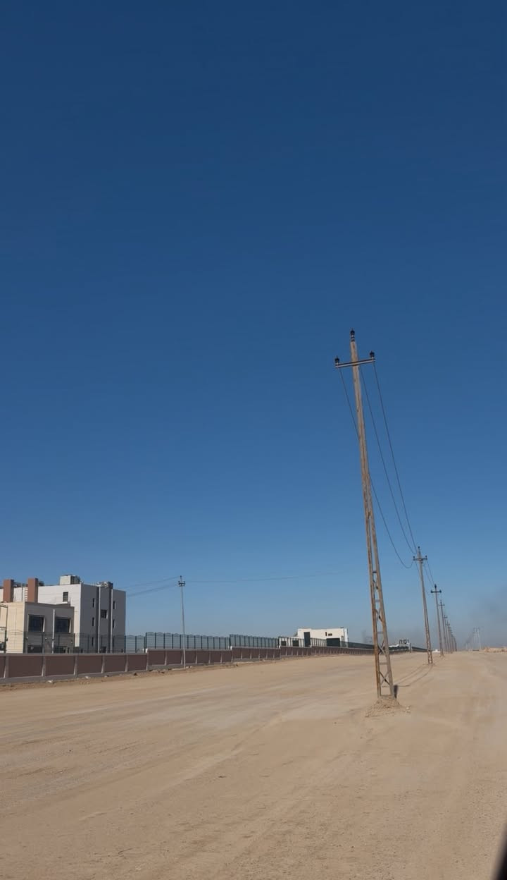 الفرصة المتاحة حالياً غير متاحة في المستقبل 
انتبه لما حولك من اراضي طابو ملك صرف 250 متر 
قرب اكبر المشاريع الموجودة في الأنبار‼️ 

بأسعار تنافسية تبدا من 3 مليون وصاعداً….. 
للاستفسار التواصل حصرا عالرقم ***********
