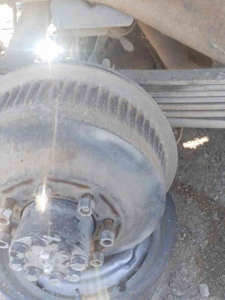 ادوات جمسي كير ومكينه واكسل وبوب العنوان ديالى بعقوبة ***********
