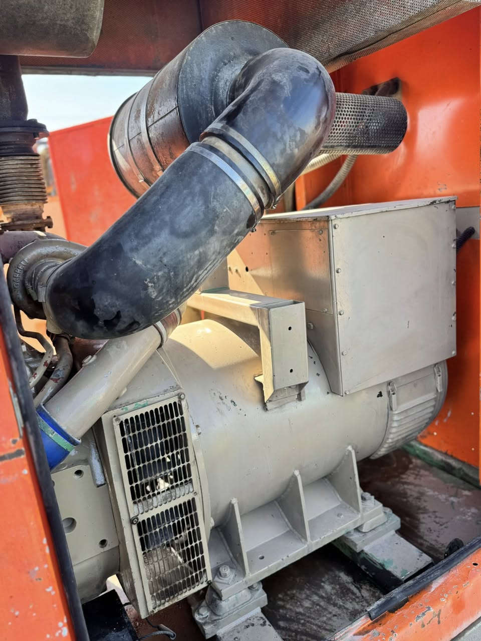 ادور شي يبقى عمر وياك  ماعليك غير بالافيكو حجم 137 سوبر خلفي قدرة 350 كيفي العنوان كربلاء للاستفسار الاتصال ع رقم 

‭0771 733 3312‬
