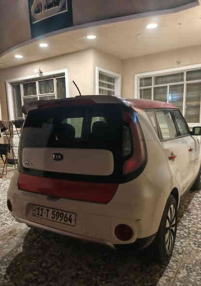 السلام عليكم كيا صول وارد أمريكي سياره مصبوغه بيها طخطخات ومعمره سياره جاهزه من كلشي مكينه 1600 جي دي موديل 16 ماشيه 120
داخل عسلي واسود سياره جاهزه الخير 
السعر 105 وبيها مجال بصيط
مكان بغداد الجديده 
***********
