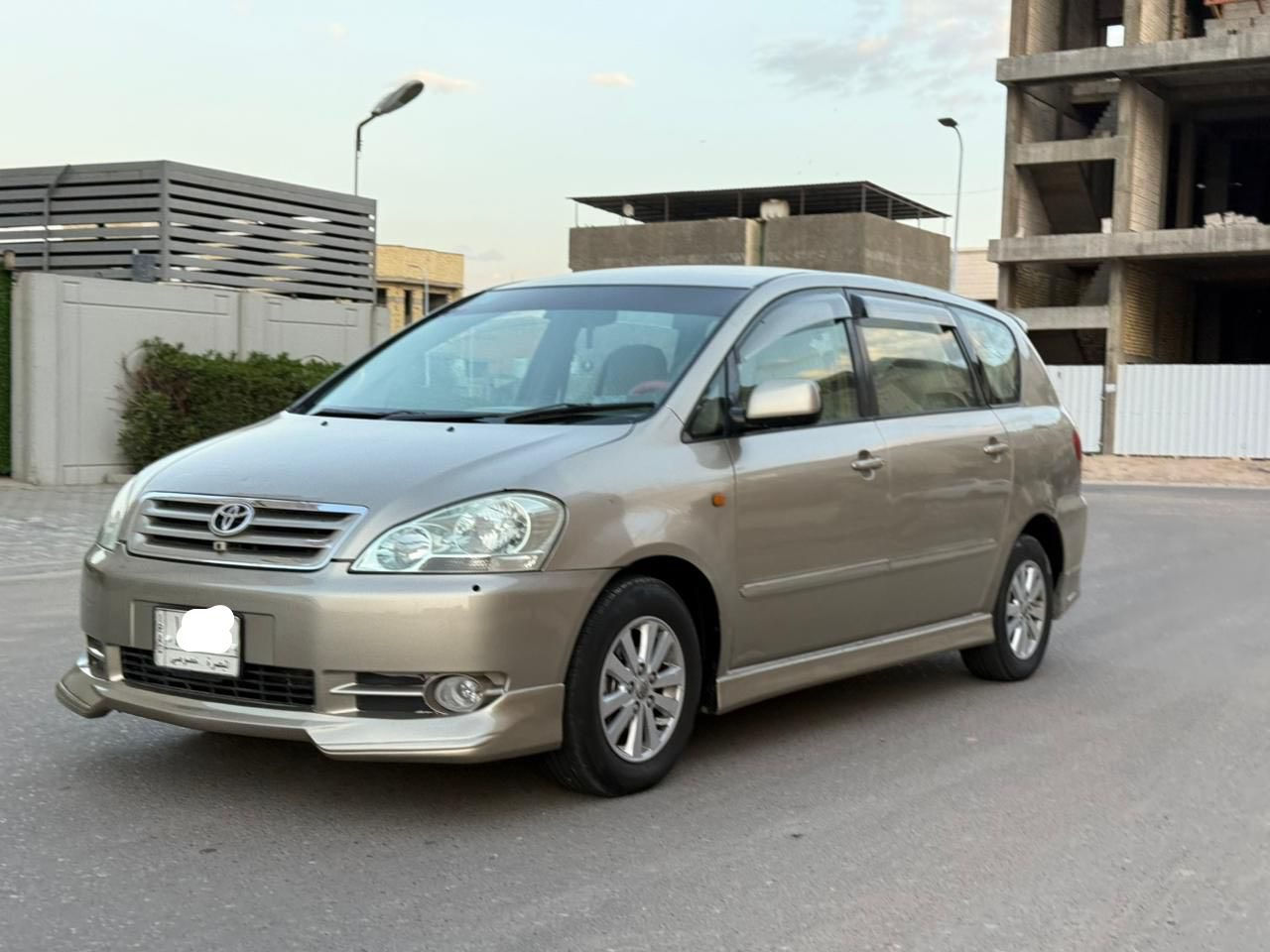 السلام عليكم 
ابصم موديل 2002 بصره تحويل
تو ويل محرك 2400 جاهزه تبريد كير محرك حدادية تايرات 7 راكب. تبريد 3 قطع
مكاني البصرة
شراي يخابر ع رقم
***********
