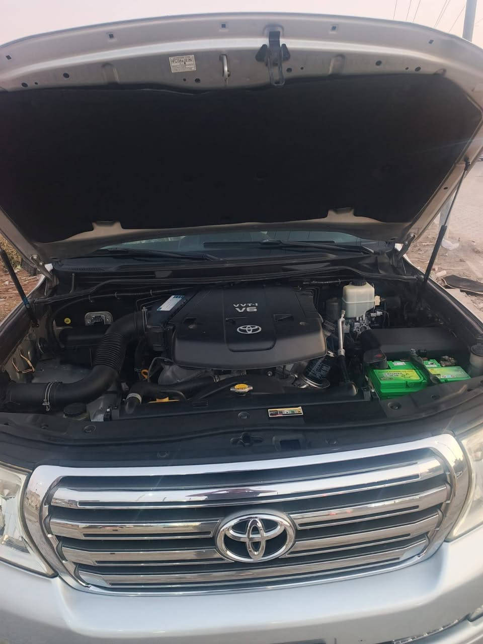 لاندكروز موديل 2011 رقم اربيل ستينيه مكفوله كفاله عامه ماشيه 110 فول مواصفات السعر 345 وبيها مجال الشراي رقم صاحب السيارة  يتصل او واتساب  ***********/***********
