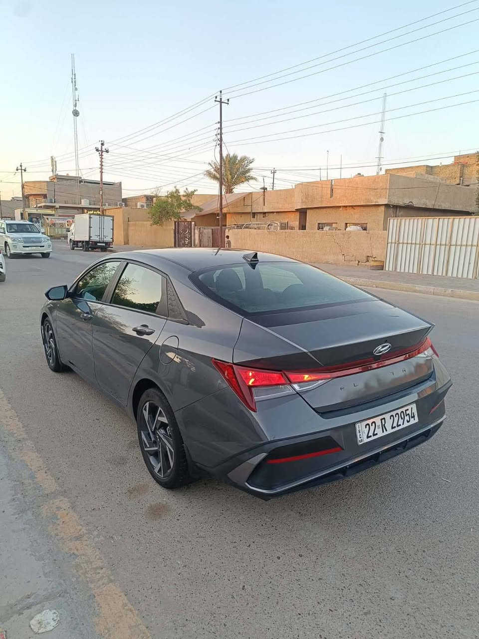 السلام عليكم
هونداي النترا للبيع موديل 2025 رقم اربيل الجديد 
لون اسمنتي  دخول جديد  الحادث صبغ بنيد نفسه مصلح  بدون دواخل بدون ارباك
المواصفات 
بصمه + بصمه ابواب 
تشغيل عن بعد + داخل اسود بلاك 
شاشه الكتروني 
لد نهاري + لايت زنون 
فول تحكم استيرن
ثلاث انظمه قياده
رادار امامي مع رادار جانبي 
ويل كب توقف ذاتي عنده الاقتراب 
محرك 2000 دوش بانزين فقط
وباقي المواصفات المعروفه 
مكان السياره بغداد 
الهاتف ***********//***********
