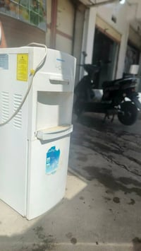 براد ماء • نضيف • للبيع