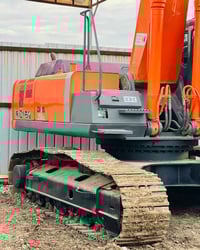 حفارة هيتاشي • 350-3G • ما مشتغلة بالعراق