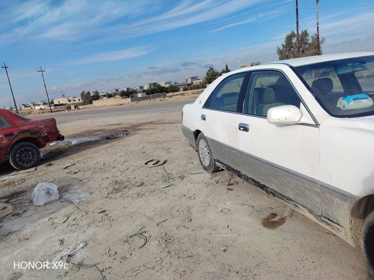 السلام عليكم سياره ملكه ادوات للبيع كير محرك شرط كارتون vvt ففتي تبريد ثلج تدفئه نار ترايك 180 غرفتها جديده حييل  المكان العلم  للأستفسار اكثر اتصل ***********
