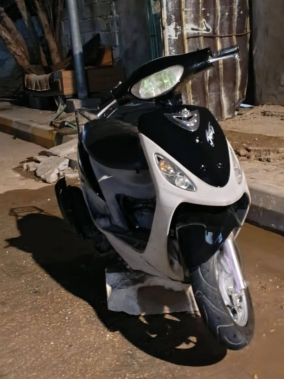 دراجه ماكس منغولي للبيع السعر خاص الدراجه نكره بكل وكت الاسفسار الرقم واتساب ***********
