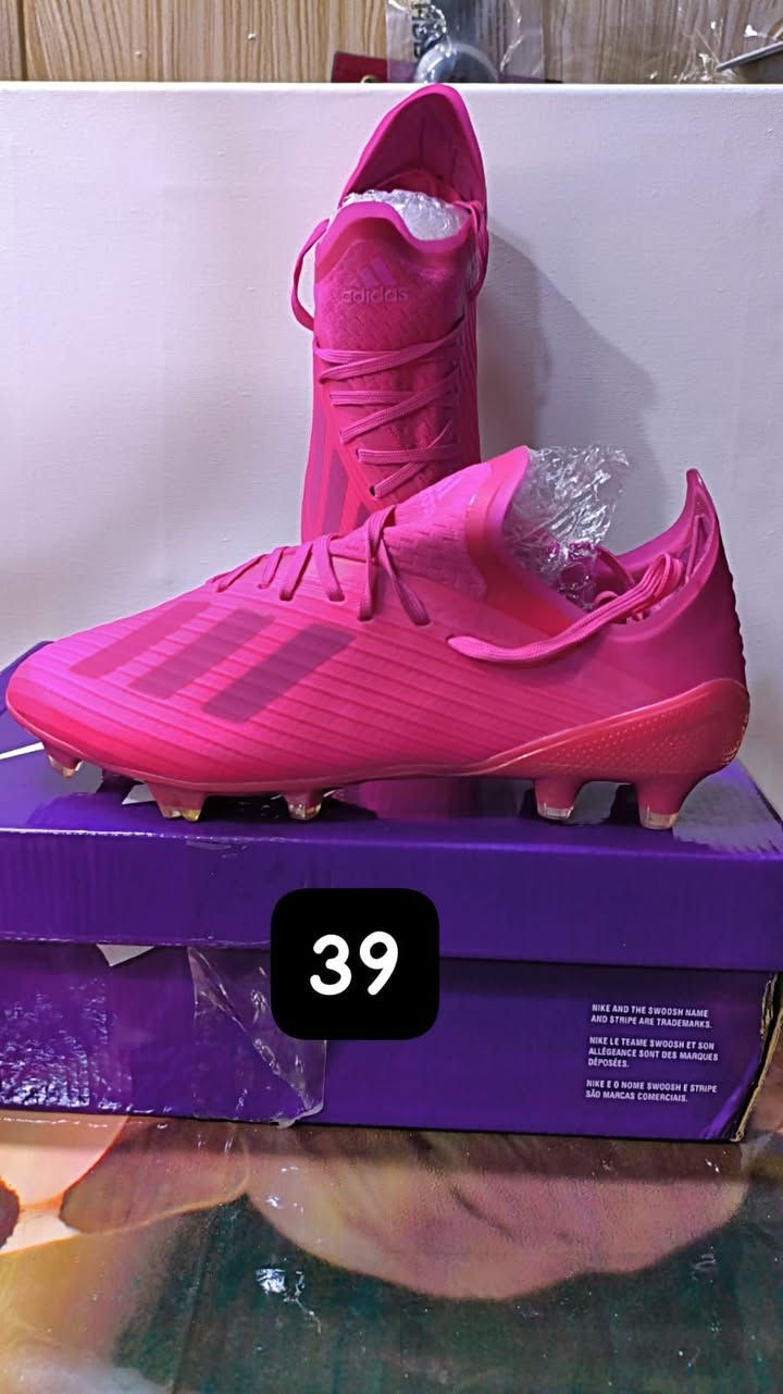 السلام عليكم ستد امزون بضاعه dhl فيتنامي اصلي قياساتهن داخل الصورة سعر القطعه 20الف قفل 
واتساب***********
