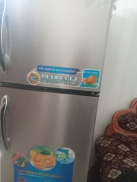 ثلاجة • للبيع