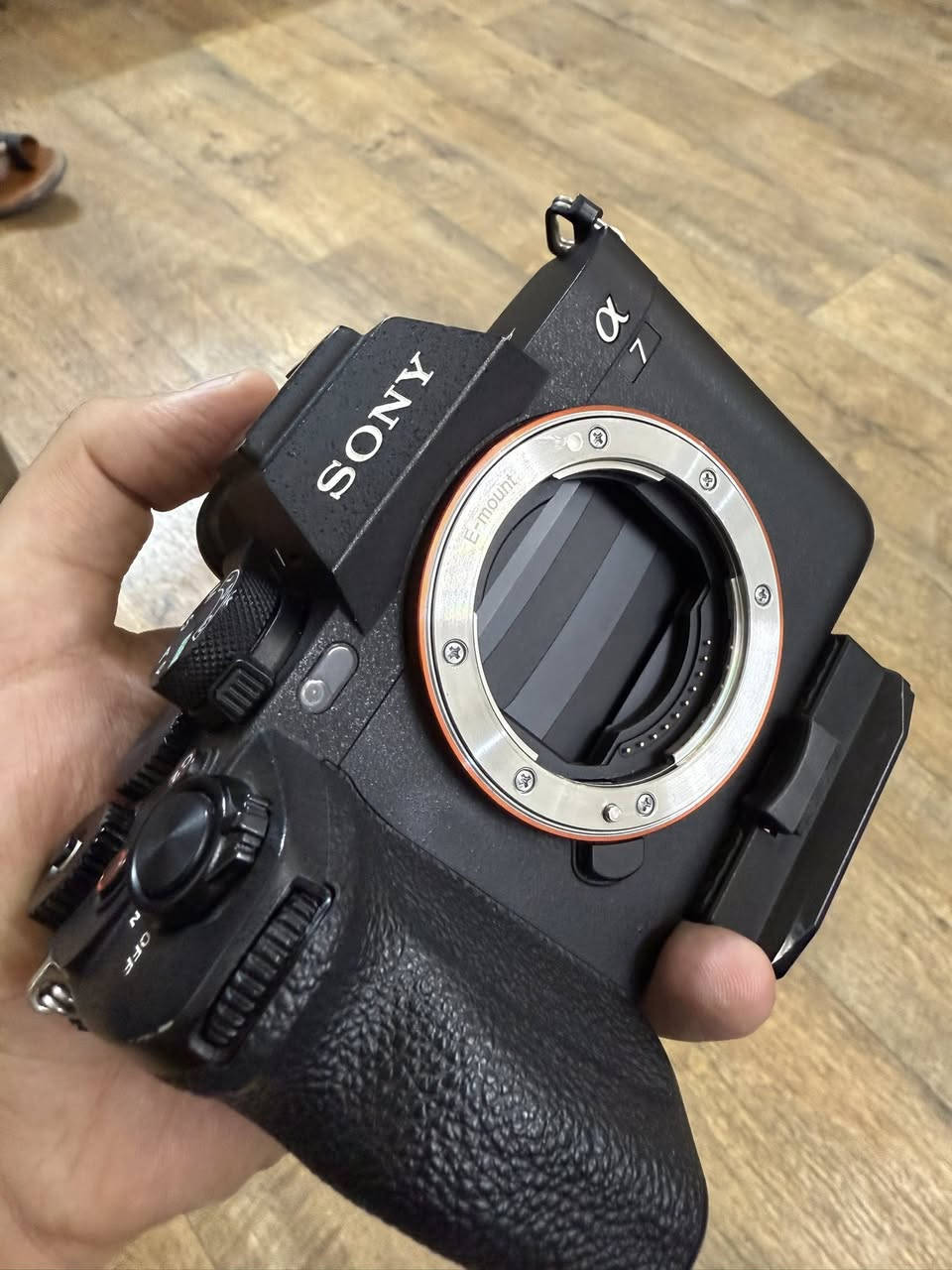 السلام عليكم  كامره سوني مارك4 شترها بحدود 17كي الاستفسار ***********
