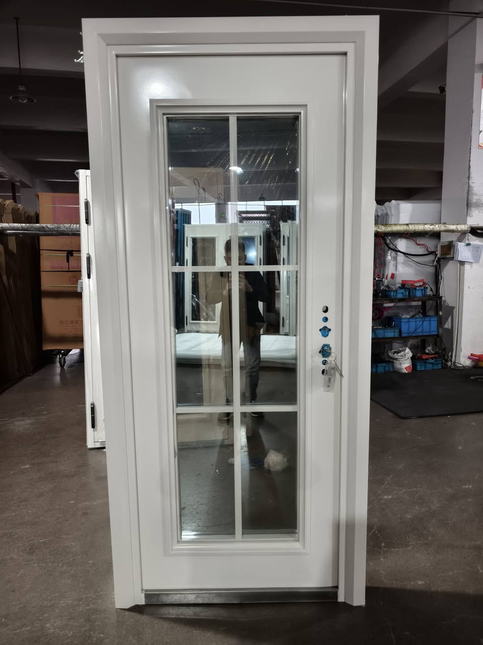 Hello everyone, we are a factory in China. Today we bring you styles of glass doors. If you are interested, please contact me.
Whatapp:+86 15903670030
#Iron_gate
#Glass_door
#Entrance_door
#Chinese_factories


**إذا كنت صاحب هذا الإعلان وتريد حذفه لأي سبب، رجاءا أرسل رسالة إلى الدعم الفني**