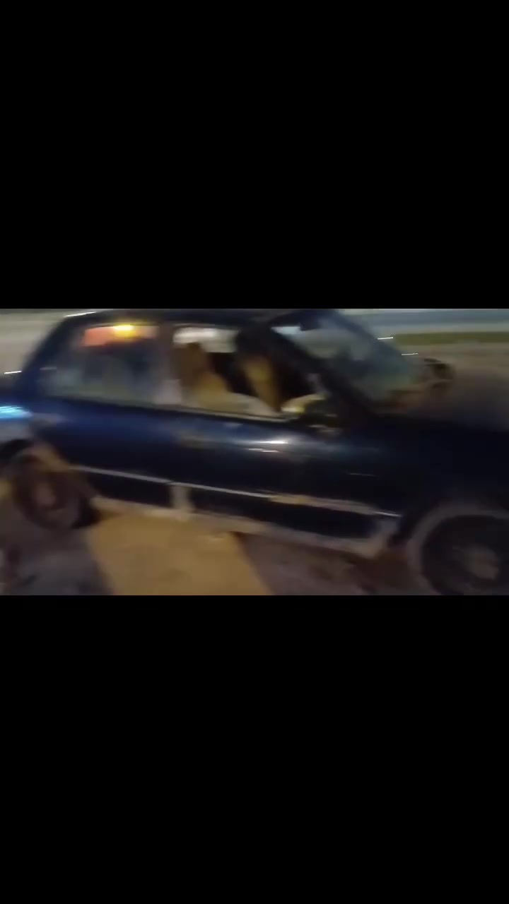 السلام عليكم لبيع مديل 94
سياره بلاديه بس ماعرف عطله بل محرك ماعرف
رقمها نجف واجهك ويه رعيه مكاني نجف ابو صخير مناذره 
السعر 16 وبيه مجال سياره ***********
***********
