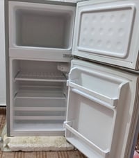 ثلاجه • نضيفه • مستعمله شهر