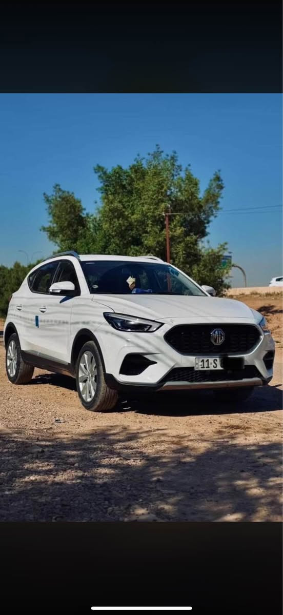 السلام عليكم للبيع او المراوس 
Mg zs موديل 2023 داخل الضمان محرك 1500 تنفس طبيعي سياره فول مواصفات عدا الفتحة رقم بغداد ب اسمي سنويه وهزه جدد السياره ممفتوح بيها برغي فقط صيانات الشركة ماشيه 30 الف  مكفولة لا ضربه لا صبغ لا بارد لا شخوط رايدها ب 117 وبيها مجال مكاني بغداد الاعظميه *********** بغداد, العراق
