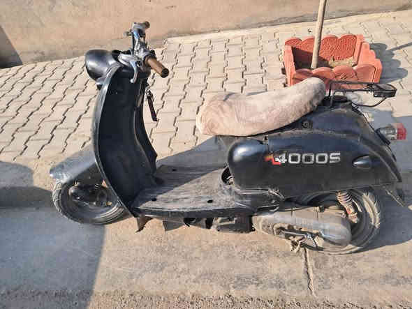 *********** دراجة عبد الحليم شغاله السعر ٨٠روح بيها وين ماجان العنوان بغداد المحموديه
