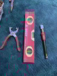 للبيع عدد جديدة بس متروكه صار هواي الي تفيدة خلي سعر وبلعافية077001010...