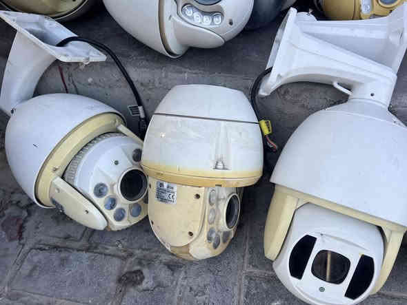 كاميرات PTZ جديد و مستخدم سعر القطعه 50 الف  العدد 15. بيهن ip  و انلوك واتساب ***********
