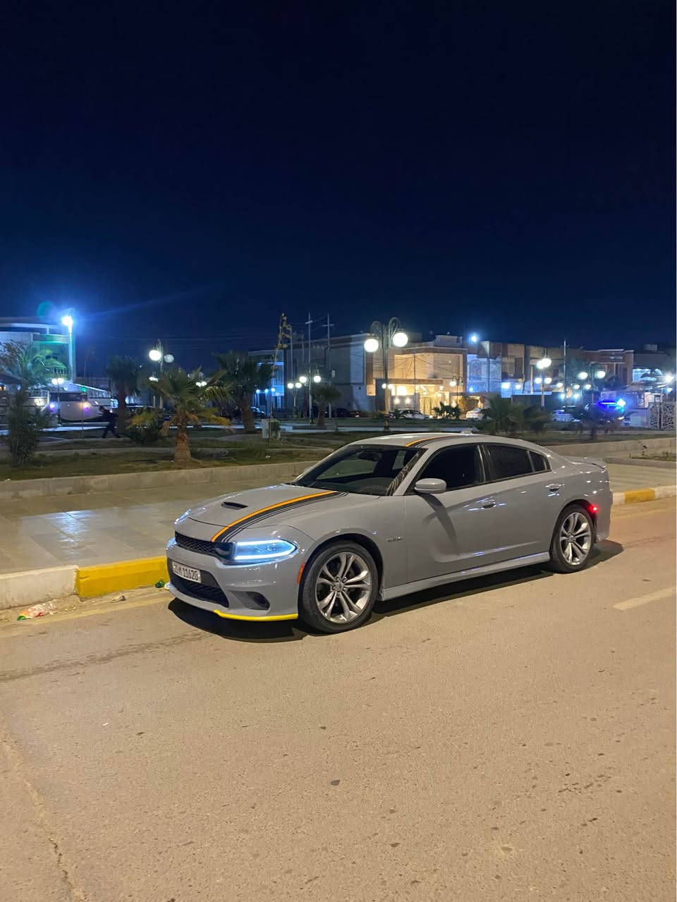 للبيع فقط
جارجر RT /2022
اللون سموك
ماشية 35 الف
حادثها جاملغ ايمن وبنيد مبدلات 
السيارة بلاديه ماملعوب بيها وجديدة كلش ومانقصها برغي
موصفات/
 سوبر تراك باك 
كشنات حضن
 تشغيل عن بعد بصمتين 
شاشه جبيرة 
شفتات بالستيرن
وبعد باقي موصفات المعروفه 
سعرهه /255 وبيهه مجال 
مكاني ناصريه 
*********** بغداد, العراق
