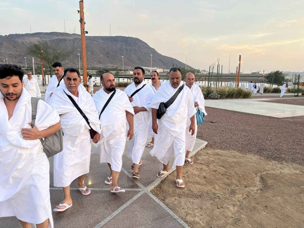 اللهم صل على محمد وآل محمد 
بدا التسجيل لعمرة شهر شوال 
من يرغب السفر لاداء مناسك العمرة 
تسجيل مفتوح لحجز لن توقف
 سستم الفيزا يوم 20رمضان
البر🚍🚍🚍750الف
الطيران 1050مليون @إشارة
***********/📞***********
