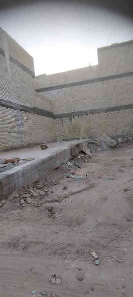 السلام عليكم قطعتين ارض زراعيه قرار محكمة سبع ابكار شارع المعارض قرب كلية القانون قريبه على الشارع العام 
 90 متر   واجهه 6 نزال 15 السعر 135
 75 متر  واجهه5 نزال 15 مبني رفت. منظومه مجاري منظومه ارضه السعر 122
  
للاستفسار ***********
